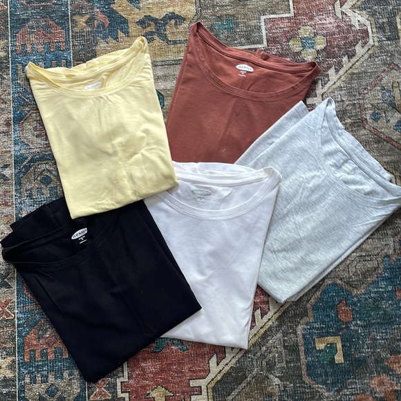 Old Navy Tops - Lot of 5 old navy tshirts